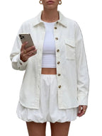 Women's shirt with ribbed fabric and tortoiseshell buttons