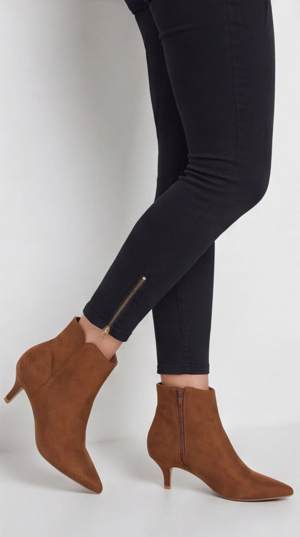 Women's Leopard Print Moccasins with Decorative Bow