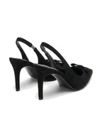 Czarne damskie czółenka slingback z zamszu z kokardką, widok od tyłu