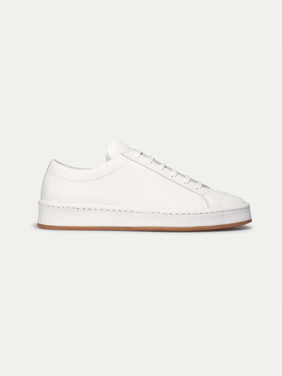 Women's Sneakers with Smooth Upper and Contrasting Brown Sole Edge