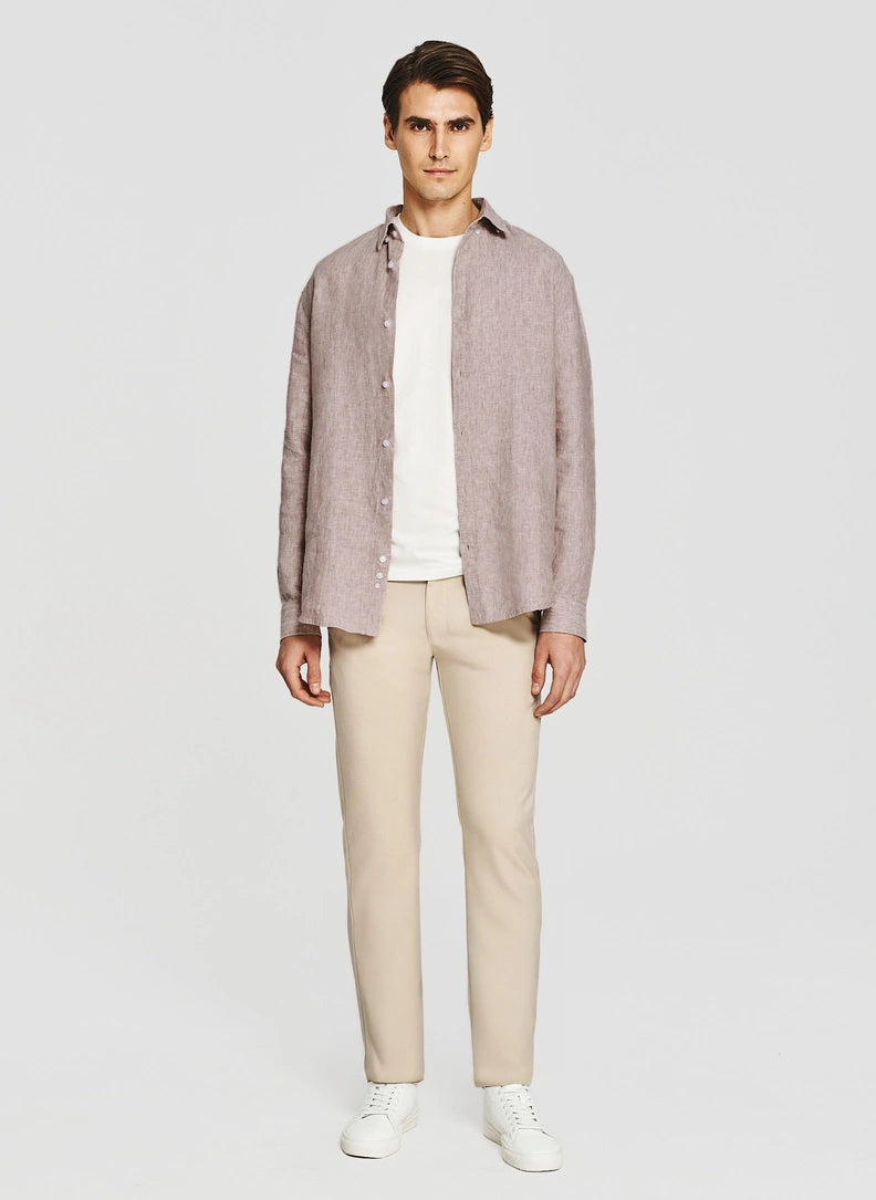 Men's shirt with a chest pocket and long sleeves