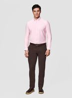 Men's shirt with a classic collar and long sleeves with buttons