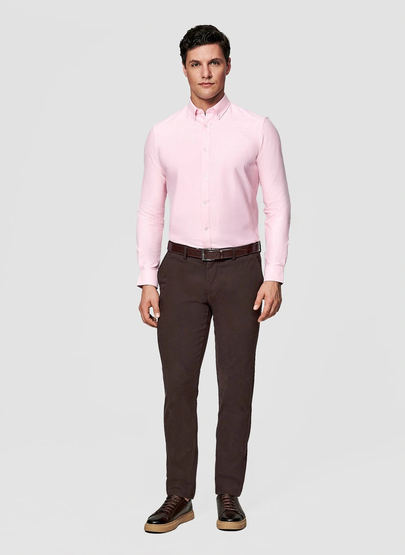 Men's shirt with a classic collar and long sleeves with buttons