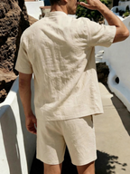 Men's Short Sleeve T-Shirt with Round Neck