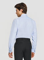 Men's shirt with a wing collar and buttoned cuff
