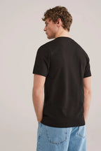 Men's Short Sleeve T-Shirt with Round Neck