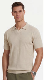Men's Short Sleeve T-Shirt with Round Neck