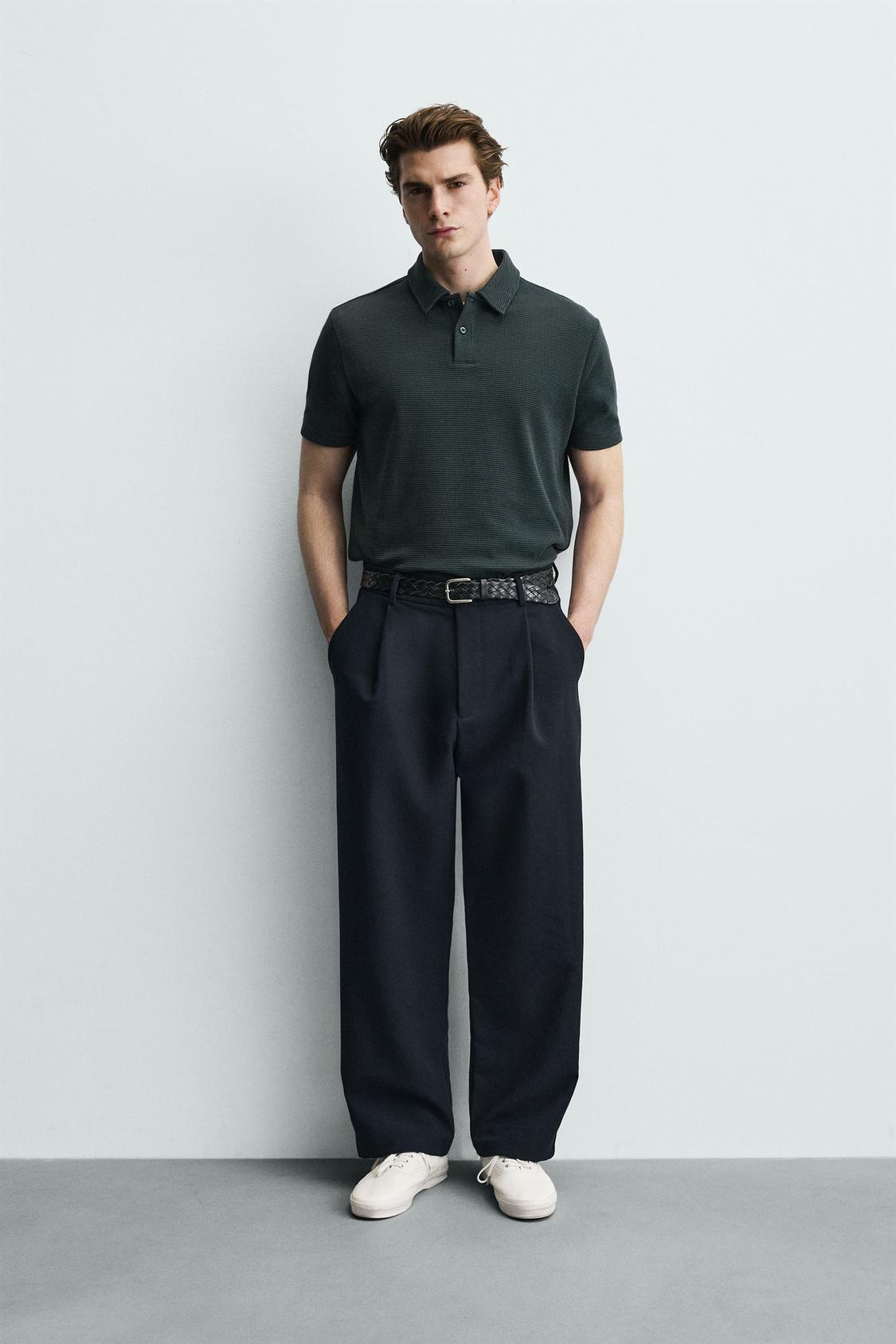 Men's waffle-textured polo shirt