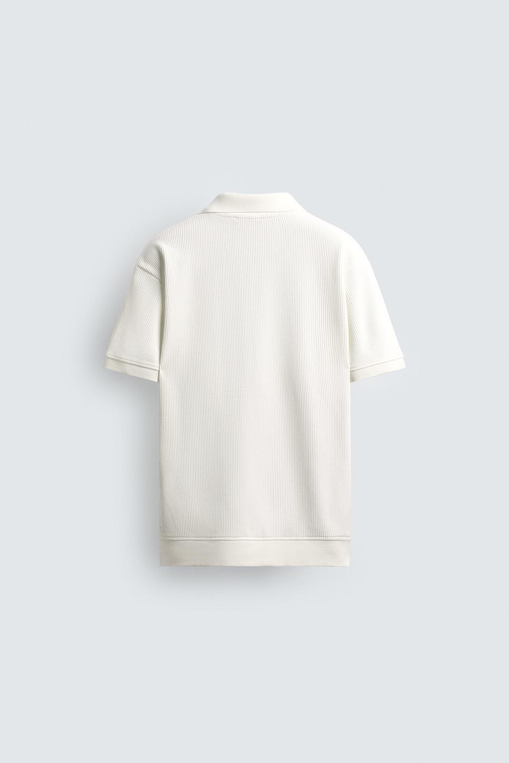 Men's polo shirt in vertical pattern
