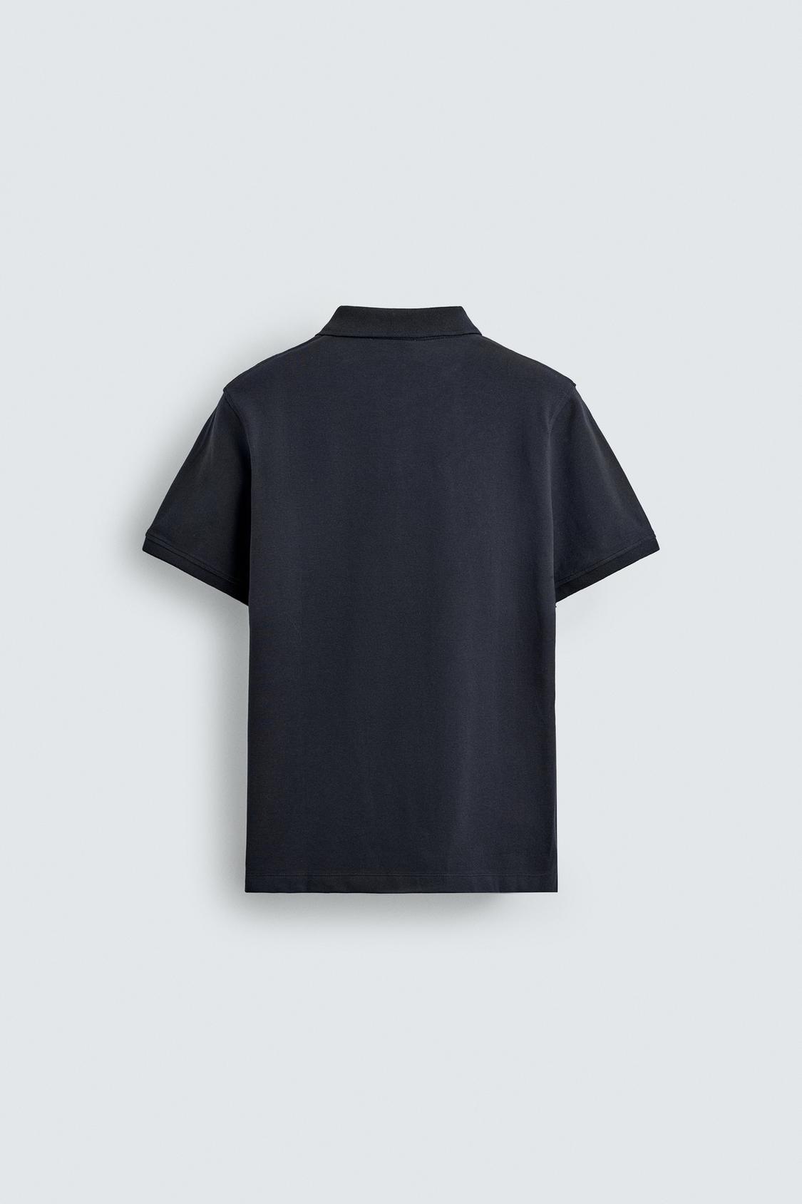 Men's polo shirt made of structured pique