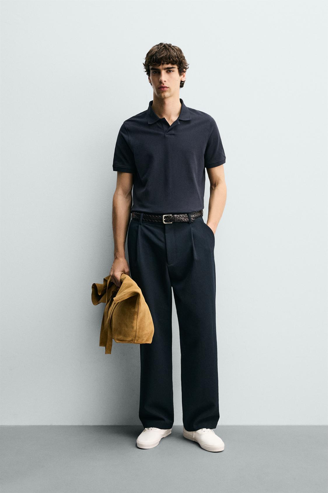 Men's polo shirt made of structured pique