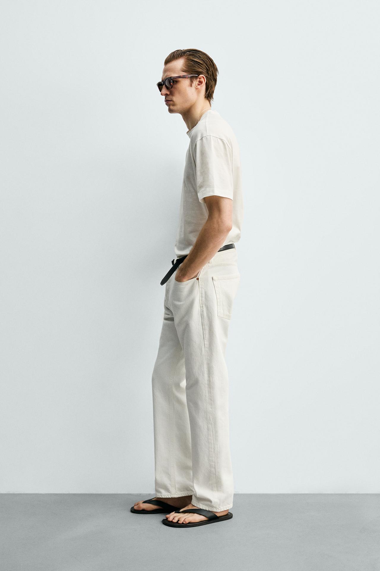 Men's short-sleeve shirt with a loose fit