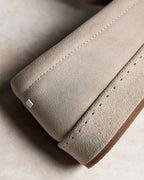 Men's Slip-On Loafers with Suede-Like Texture and Decorative Stitching on the Toe