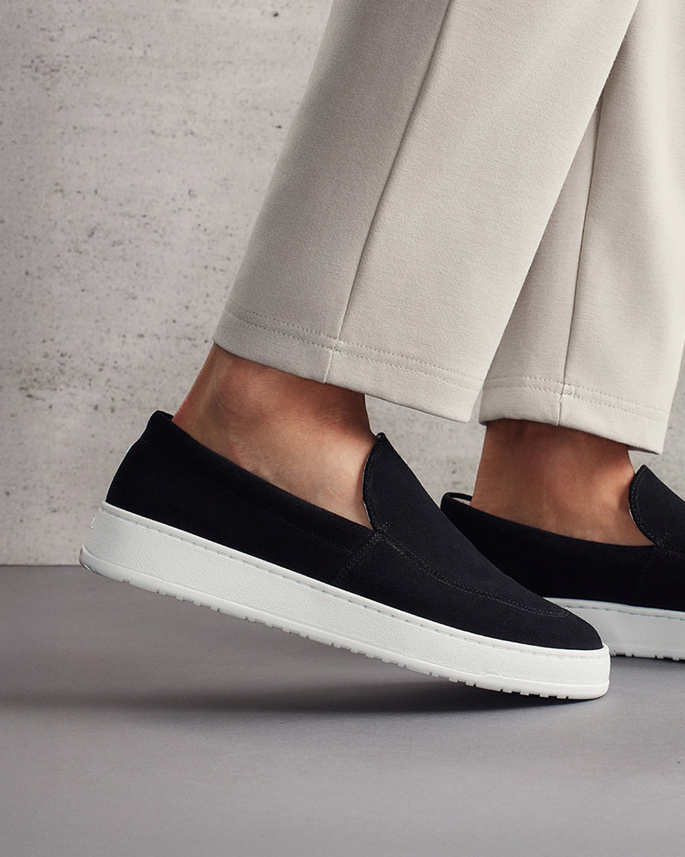 Men's Slip-On Loafers with Smooth Upper on Contrasting White Sole