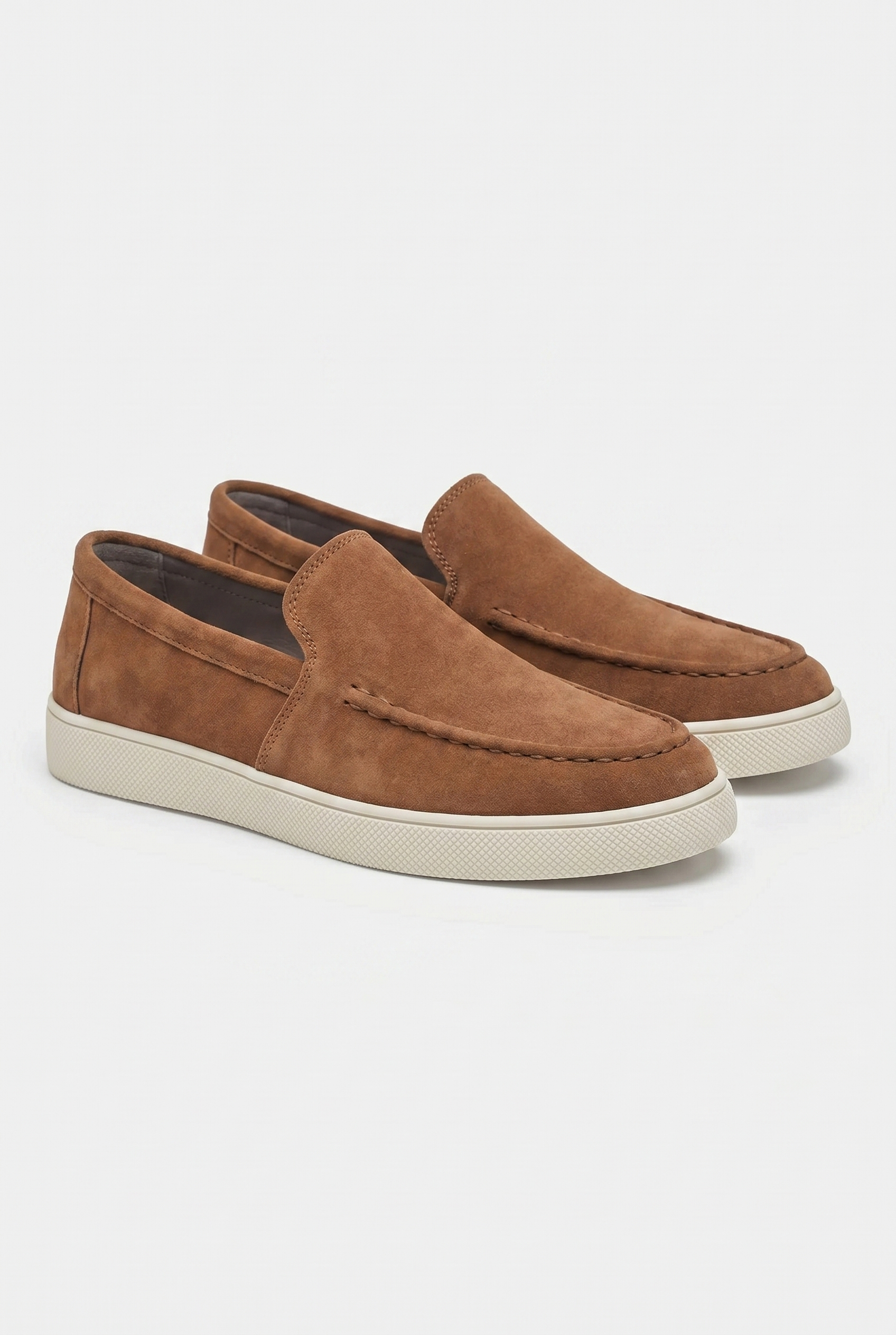Men's Slip-On Loafers with Smooth Upper on Contrasting White Sole