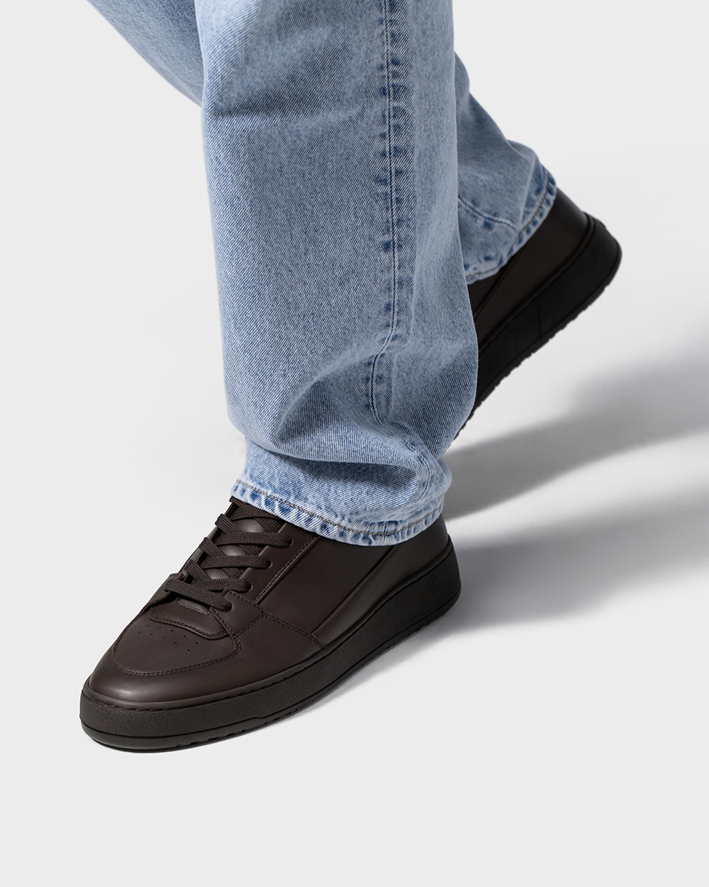 Męskie Sneakersy Niskie z Gładką Cholewką ze Sznurowaniem