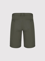 Men's shorts with an elastic waist and straight leg