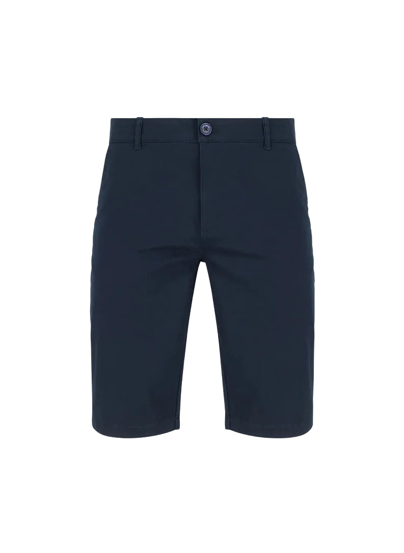 Men's shorts with a straight leg and welt pockets