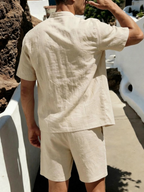 Men's Short Sleeve T-Shirt with Round Neck