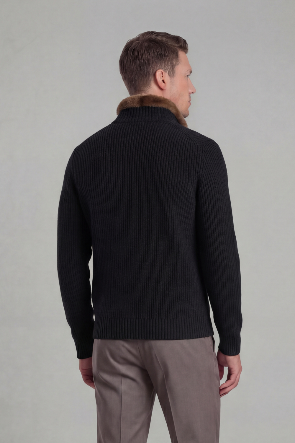 Męski Sweter Rozpinany na Zamek z Odpinanym Kołnierzem ze Sztucznego Futra 18