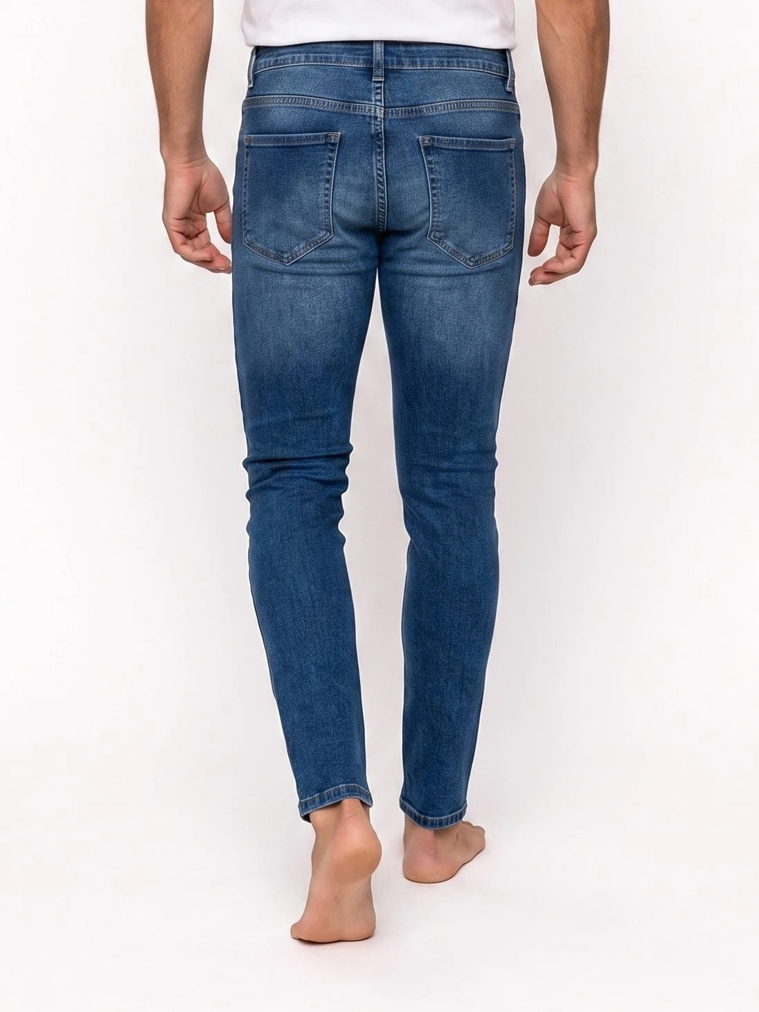 Męskie jeansy skinny – dolna część z tyłu, trzeci wariant