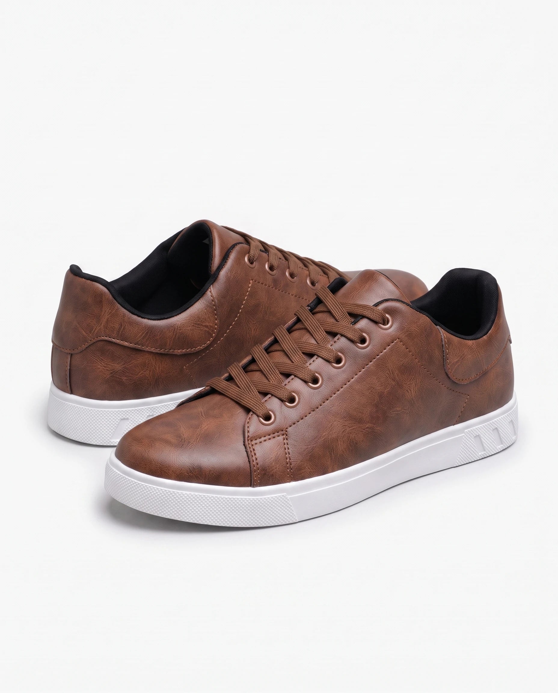 Męskie sneakersy sznurowane – przód
