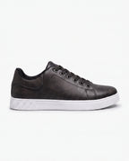 Męskie sneakersy sznurowane – bok
