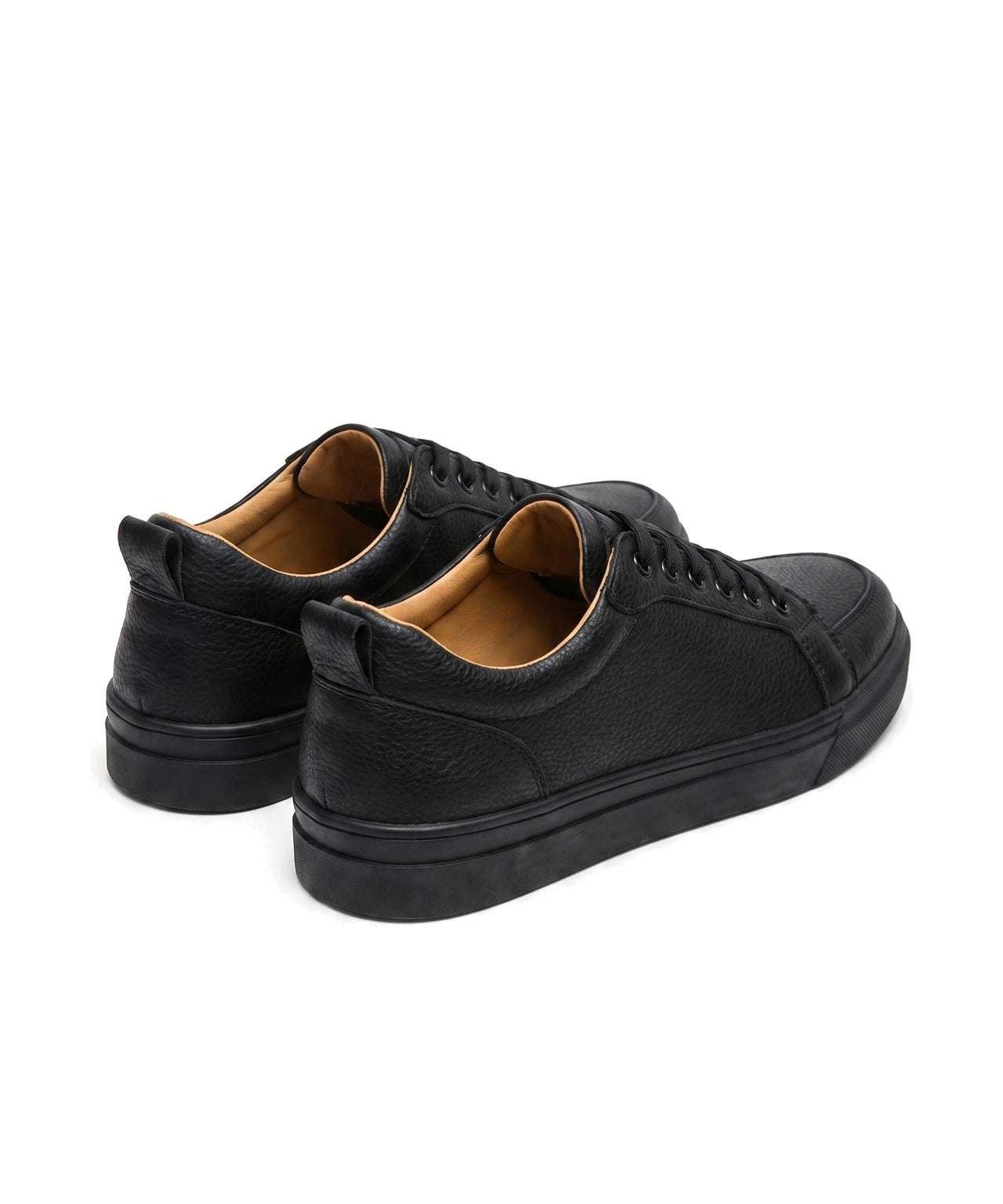 Męskie sneakersy sznurowane z tłoczonej skóry – czarne, widok z tyłu