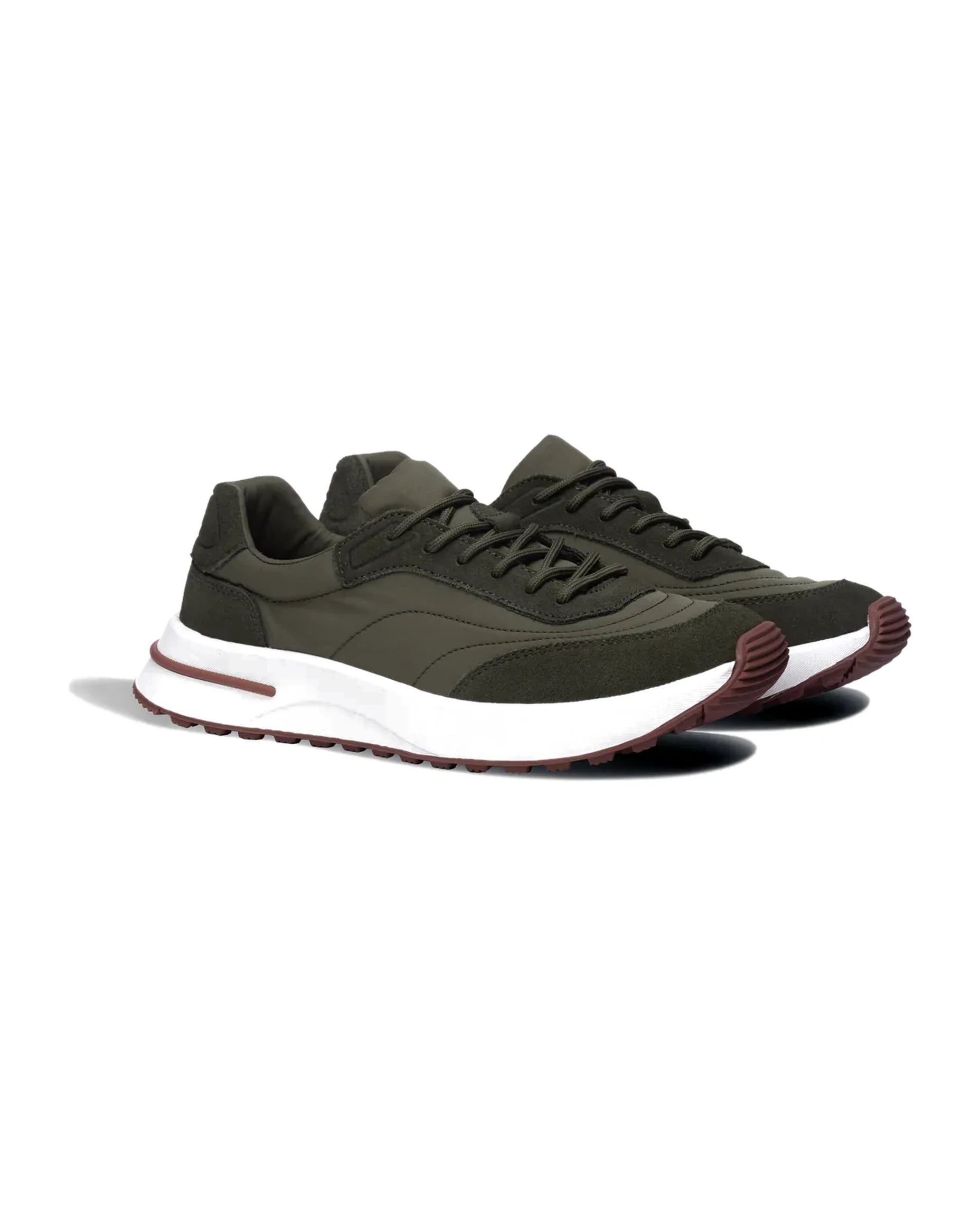 Męskie sneakersy sznurowane – przód