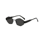 Women's sunglasses with a geometric frame and metal construction