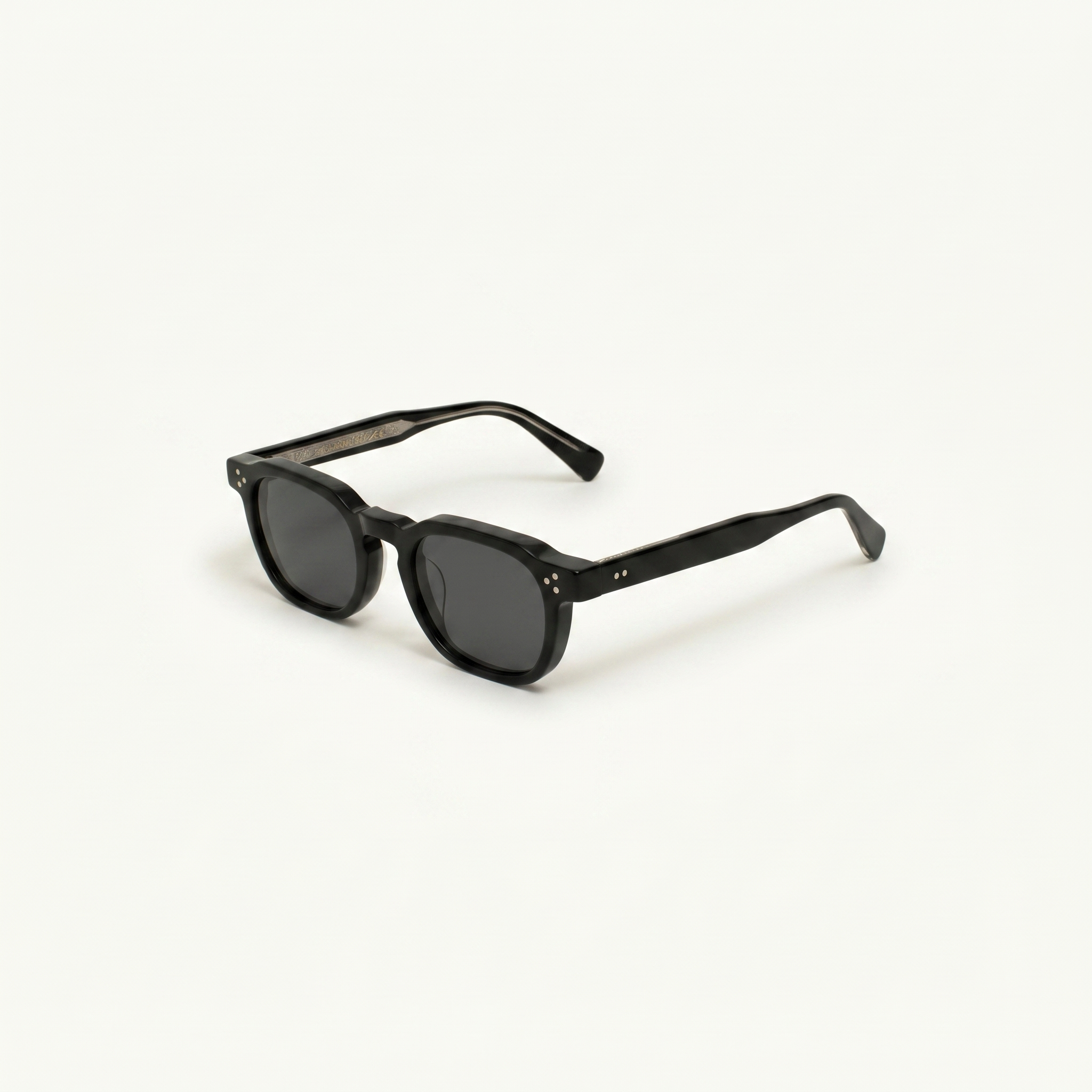 Unisex sunglasses with a wide flat frame and blue lenses